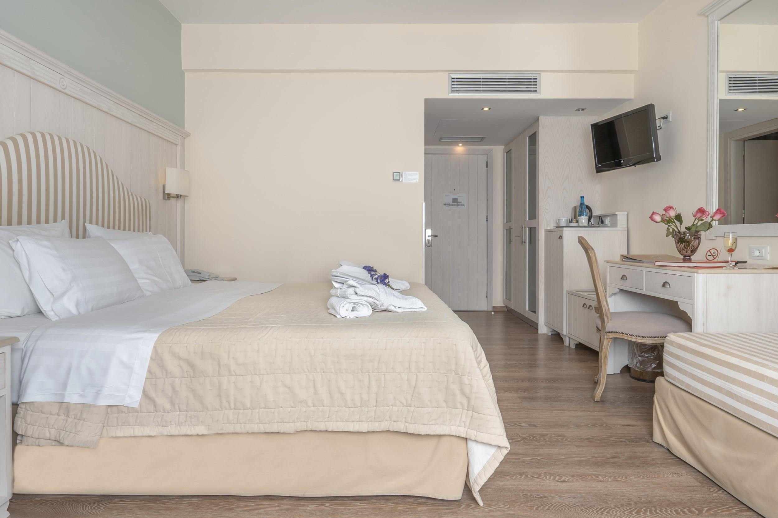 Art Hotel Debono Gouvia Exterior foto